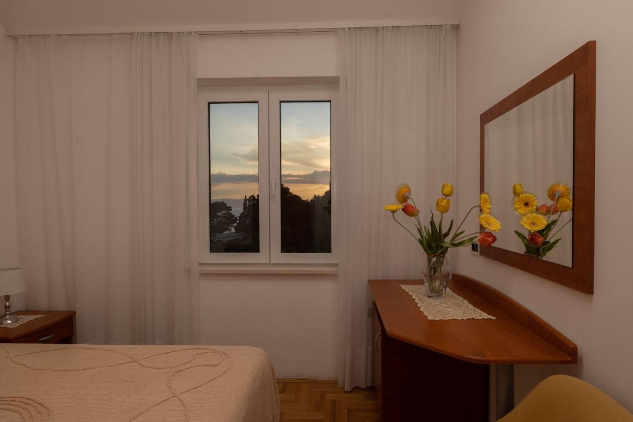 Antunovic Apartment