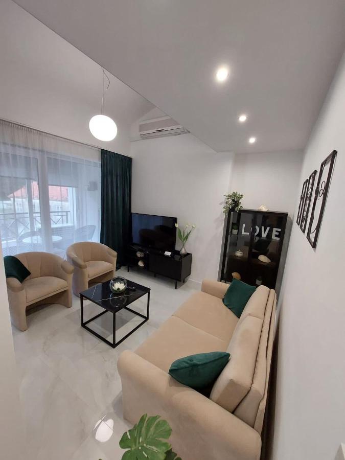 Antunovic Apartment *