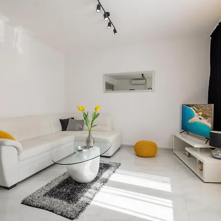 Apartments Antunovic Makarska Exterior photo